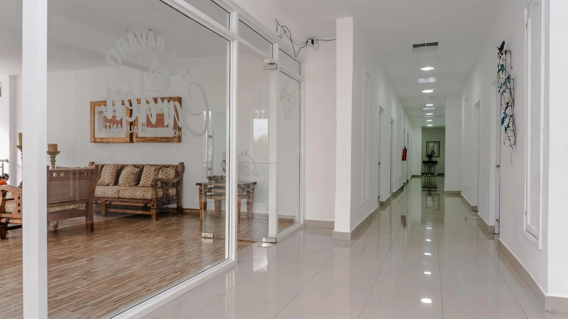 Hotel Cataleya بافارو